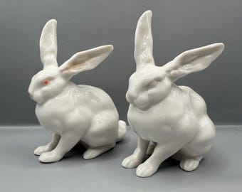 Vintage Hutschenreuther Porcelain Rabbit Figurine – Elegant German