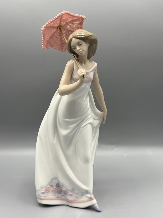 Vintage Lladró Figurine – Afternoon Promenade, Retired #7636 - Etsy