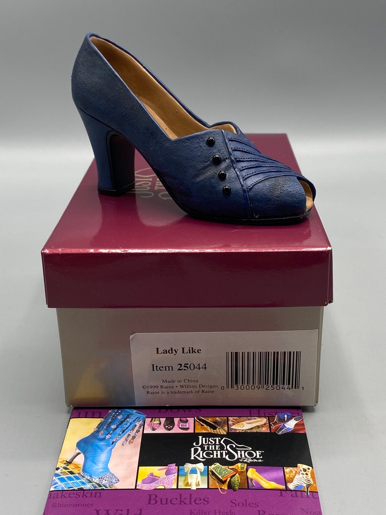 Just the Right Shoe Lady Like