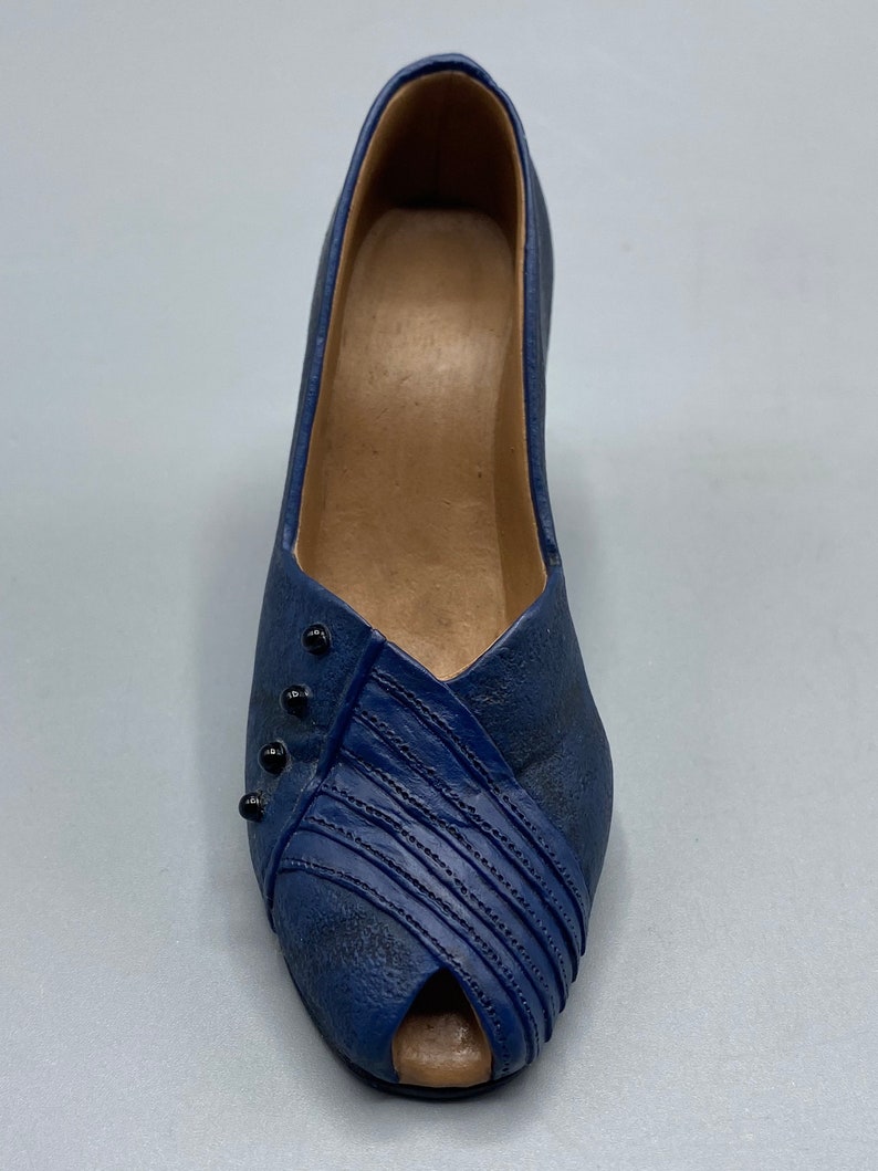Just the Right Shoe Lady Like