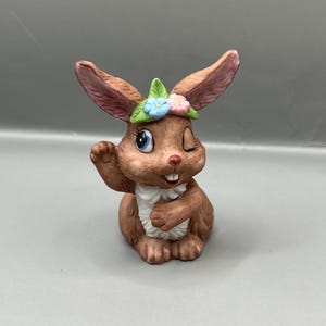 Vintage Lefton Ceramic Bunny Rabbit Figurine: Easter Decor (2.5")
