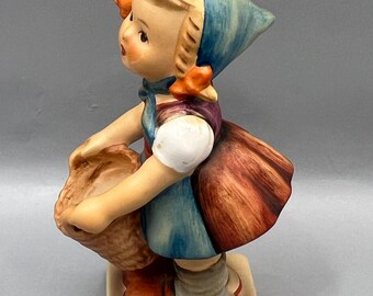 Vintage Goebel Hummel - TMK-5 “little Helper” #73 - Etsy
