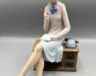 Vintage NAO Lladro Porcelain Secretary Figurine - #0402 (repaired
