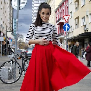 Midi Red Cotton Skirt / Urban Red Skirt / Women's Skirt with Pockets / Streetstyle Daily Skirt image 3