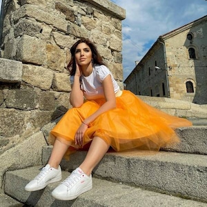 Midi Orange Tulle Skirt / Bridesmaid Orange Skirt / Summer Orange Skirt /
