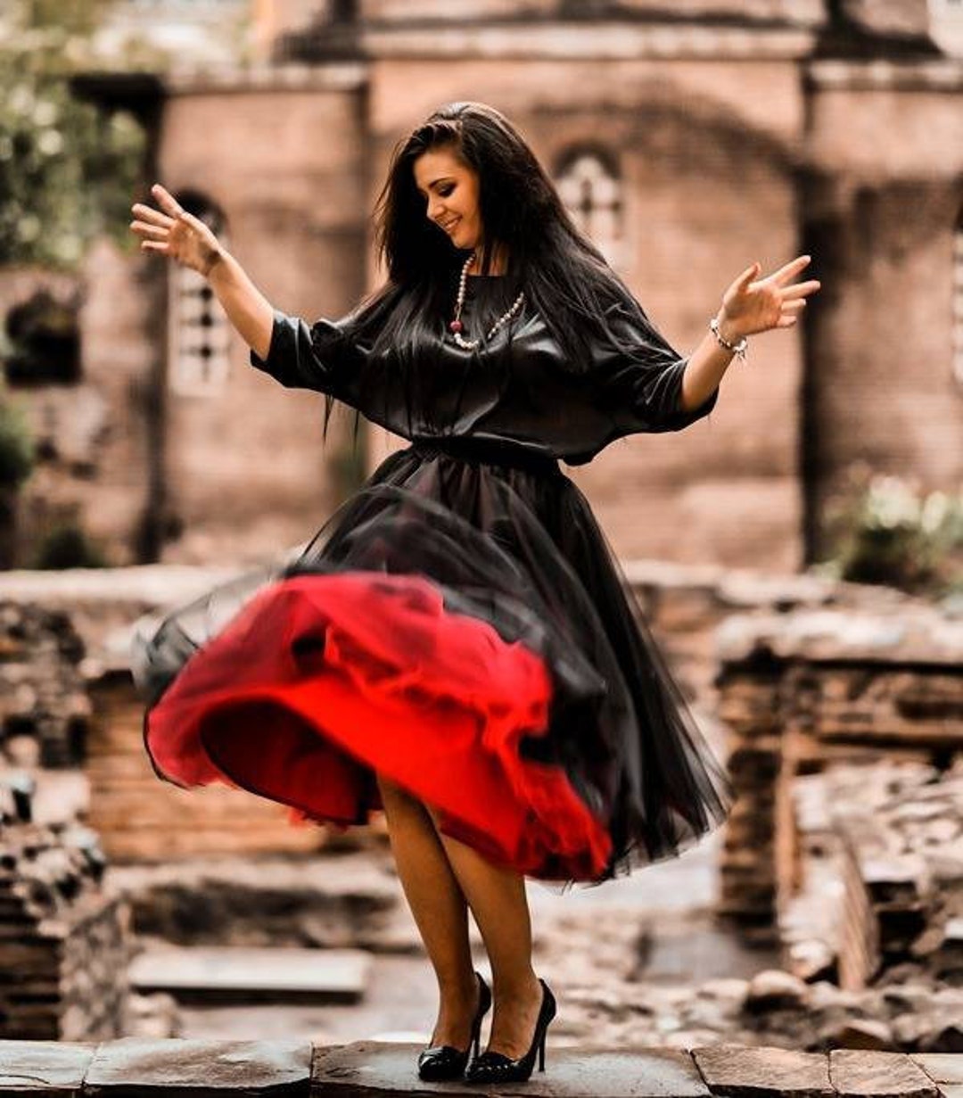 Red Black Tulle Skirt / Multi Layered Tutu / Rockabilly Red Black Tulle Skirt / Multi Layered Tutu / Rockabilly