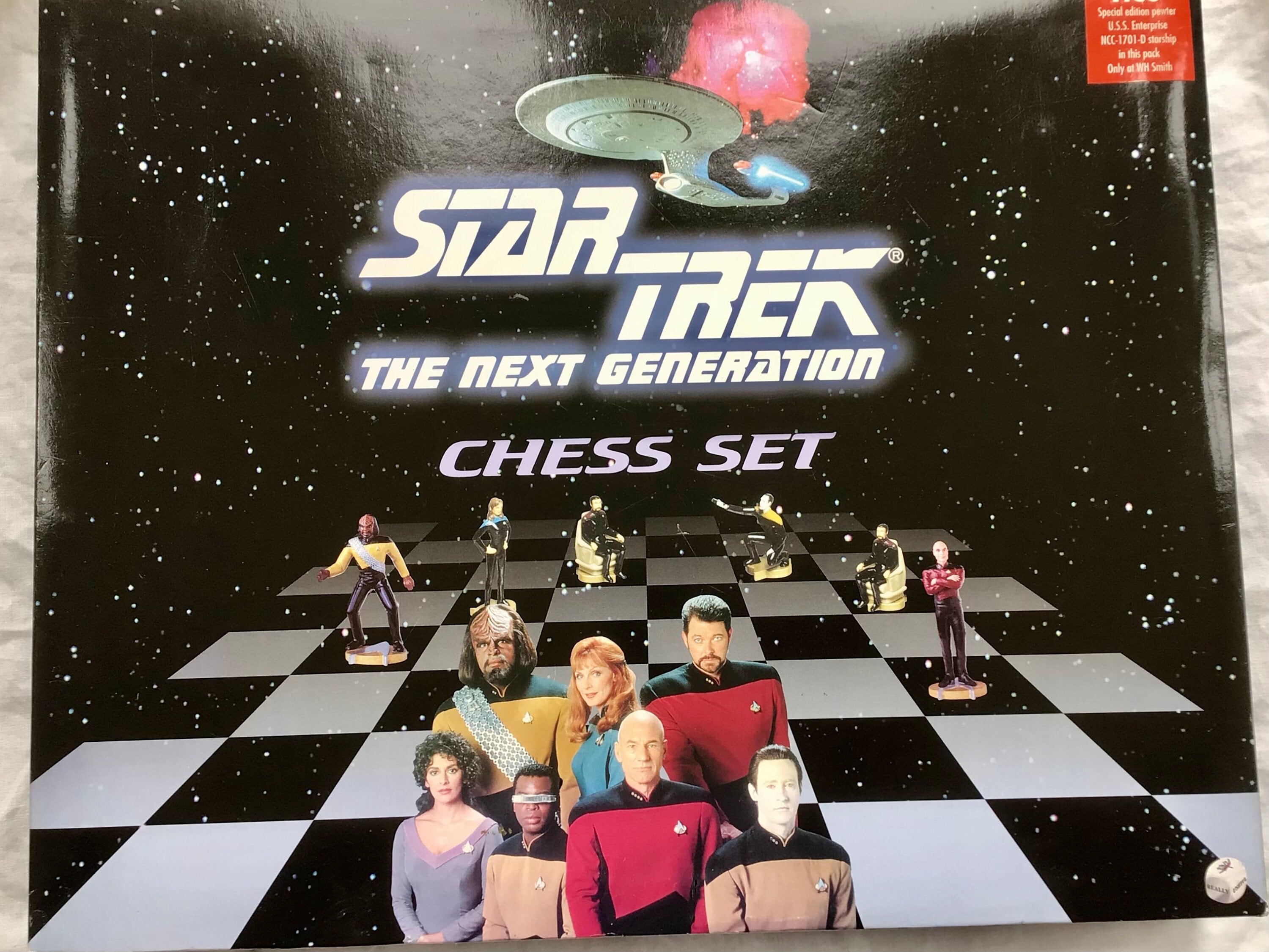  Star Trek: The Next Generation - Chess Set / Game : Toys & Games