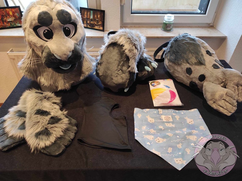 New Seal Premade Fursuit Partial Bild 4