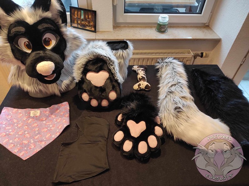 New Silver Fox Premade Fursuit Partial Bild 4