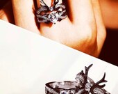 Throne of Glass ring