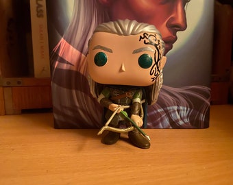 Rowan Whitethorn Heir of Fire Figure