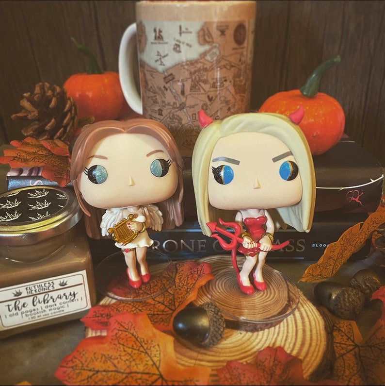 Aelin and Feyre Halloween Costume Funko Pops - Etsy