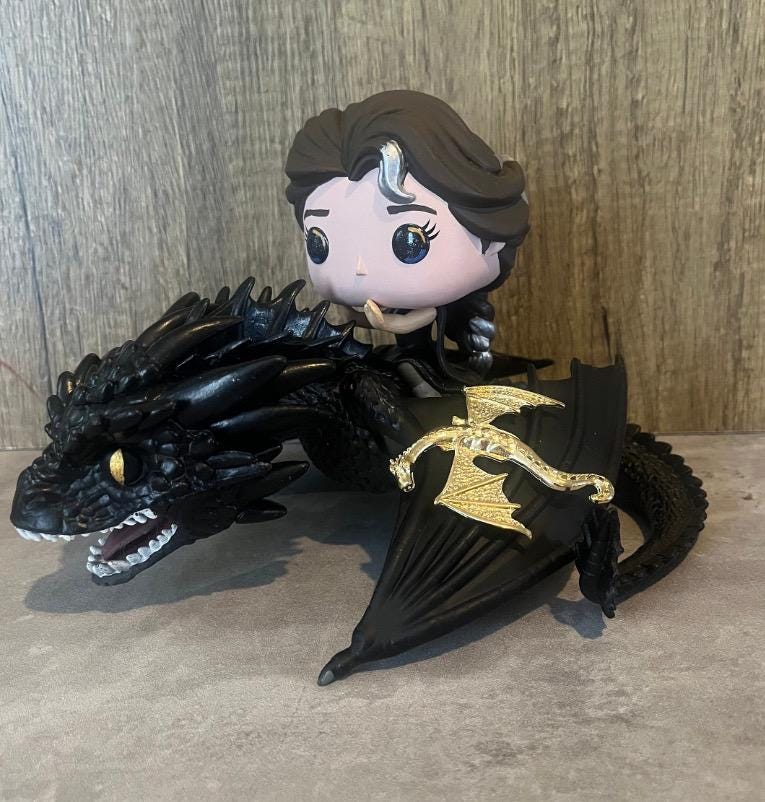ギルモアガールズ　funko pop ローリー　ローレライ　スーキー　フィギュア Amazon.com: Funko Pop! TV: Gilmore Girls 25th Anniversary