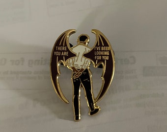 Officially licensed Rhysand Enamel Pin