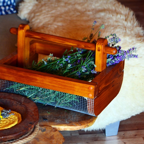 Massive wooden harvesting basket for your garden- for vegetables / herbs (veggie storage)- personalized gift