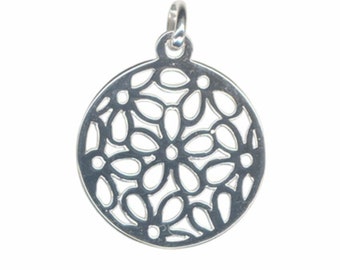 925 Sterling Silver 20mm FLOWERS IN CIRCLE pendant - wholesale jewellery making finding, necklace, love happiness