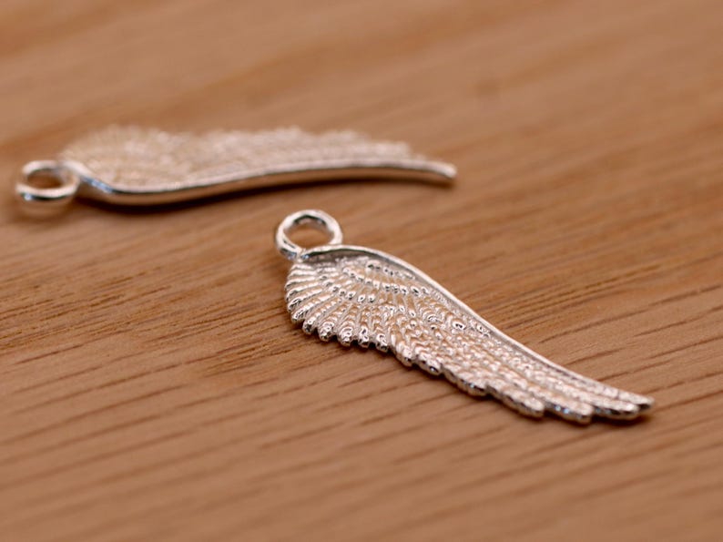 Sterling Silver Angel Wing Charm | Double-Sided, 21mm Jewellery Finding Bild 5