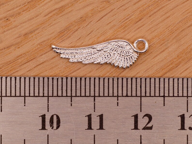 Sterling Silver Angel Wing Charm | Double-Sided, 21mm Jewellery Finding Bild 2