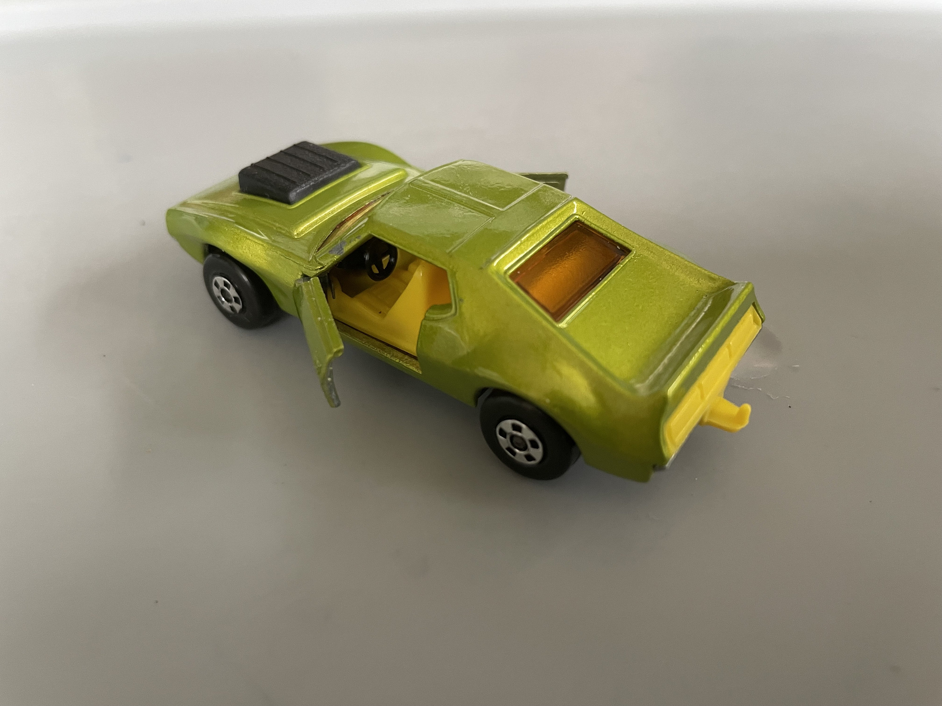 1972 Matchbox Superfast No. 9 AMX Javelin Lesney Made in England