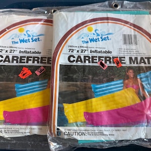Inflatable carefree Air Mats Pillow Floats Yellow and turquoise 72&quot; x 27&quot; New Large Vintage Inflatable 1986 Intex Rec beach lake ocean pool