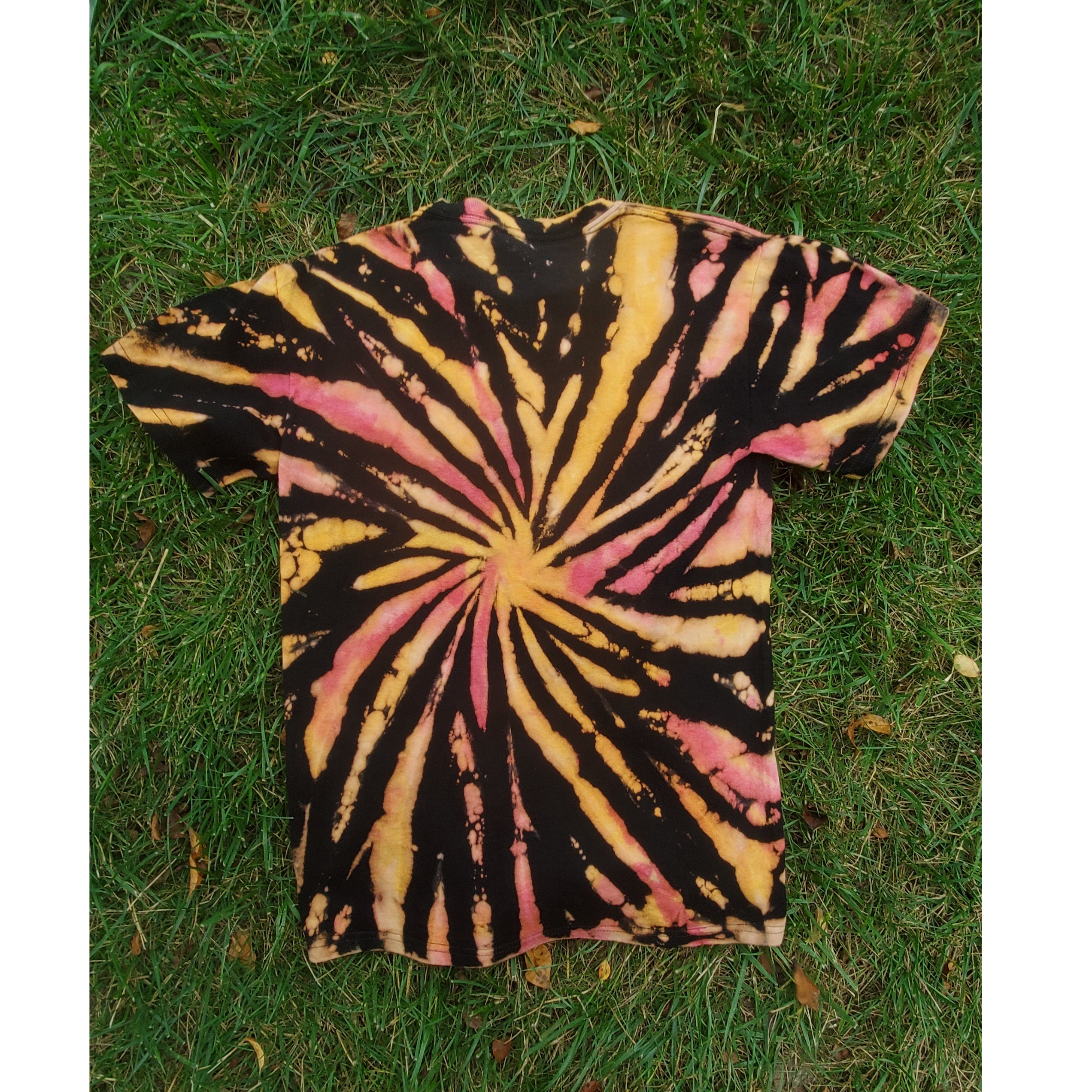 Download Adult Unisex Small Multi Color Reverse Tie Dye T-Shirt ...