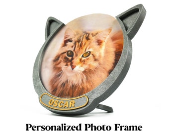 Keepee Frame - Personalized Cat Portrait Frame Sparky Silver Color Custom made personalized picture frame pet gift UK cat gift Pet memorial