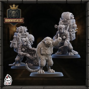 Peut inclure: Trois figurines détaillées en résine grise représentant des personnages de rats anthropomorphes. Chaque figurine est posée différemment, l'une d'elles faisant un signe de pouce. Elles portent des tenues et portent des sacs, avec le logo "Ironwhiskers" visible.