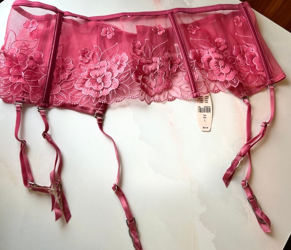 Victoria’s Secret Vintage Garter Belt - image 1