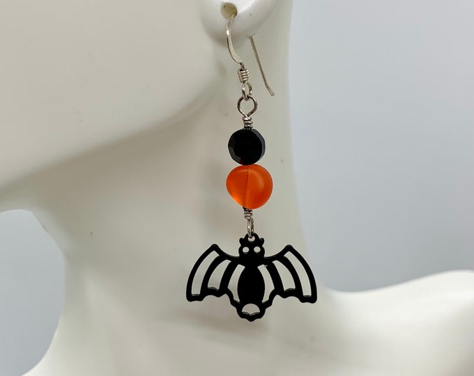 Silhouette Bats Dangle Earrings
