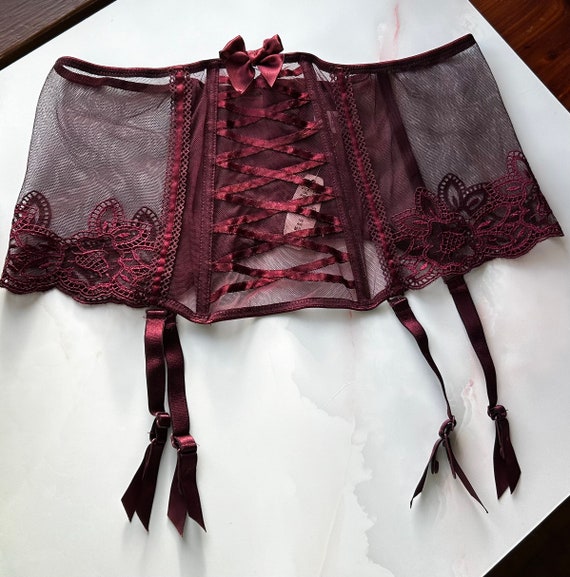Victoria's Secret 34D BRA SET+garter belt+M panty PINK SILVER floral  embroidered