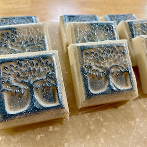 Frankincense, Myrrh & Beeswax Soap, Frankincense Soap, Myrrh Soap, Luxury Soap, Beeswax Soap