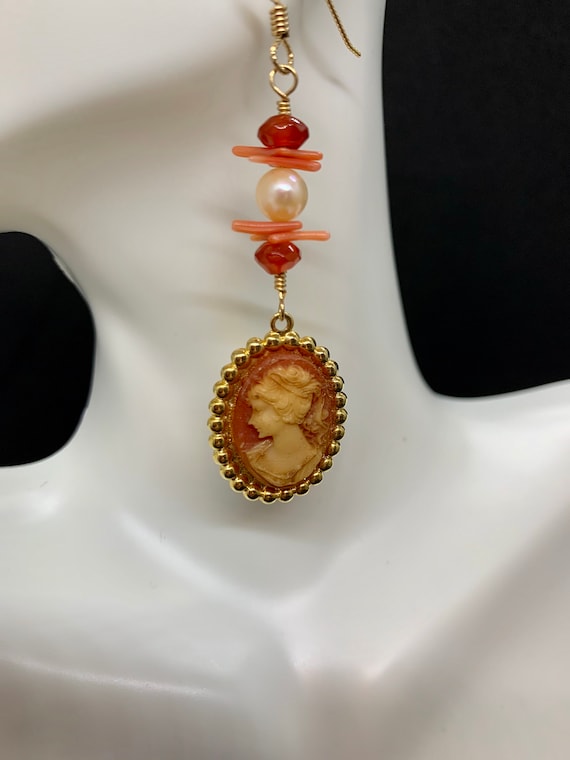 Alice Cameo Dangle Earrings