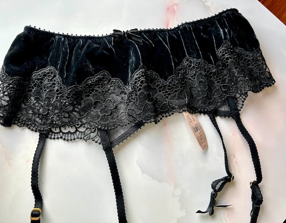 Victoria's Secret 32C BRA SET+garter belt+CORSET bustier crystallized white  lace 