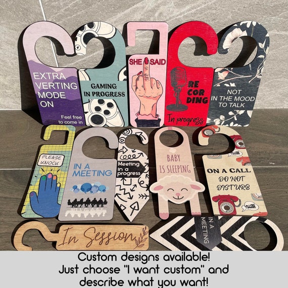 ☆ LED Custom Hanger Board　　　　　　【特典会員限定】 Custom Door Hanger Printing | The Flyer Lab