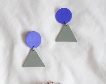 une robe triangle ~ Collab Analog imperfections x valerievienne polymer clay statement earrings modern and light as a feather