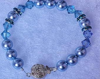 Swarovski blue pearl  bracelet
