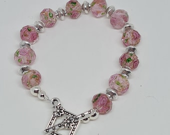 Pink floral beaded bracelet