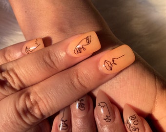 Abstract Face / One Line Face Nails