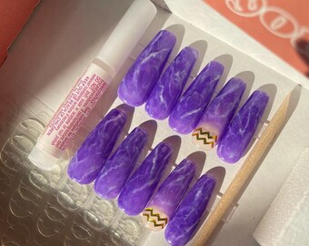 February Amethyst Birthstone Nails (Aquarius/Pisces)
