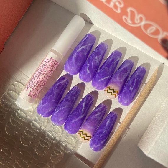 February Amethyst Birthstone Nails (Aquarius/Pisces)