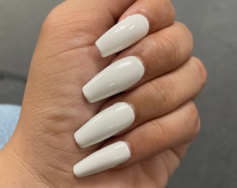 Snow (Perfect White Press-on Nails)