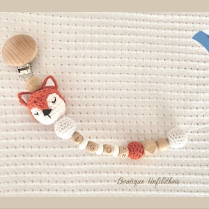 Personalized pacifier clip for girl or boy/Fox crochet pacifier clip/Personalized birth gift for boy or girl