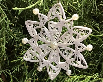Quilled Hearts & Arrows Snowflake Ornament