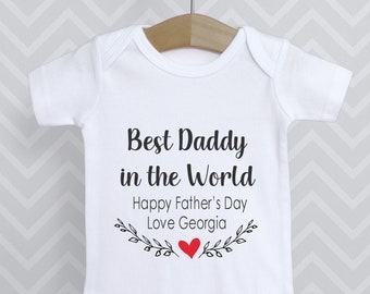 Personalised Best Daddy in the World 1st First Father's Day 2022 Baby Grow Bodysuit Babygrow Top Vest Baby Shower Gift Fathers Dad Daddy