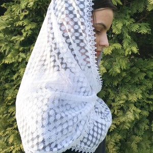 Elegant white chapel veil, shawl, classic catholic mantilla, head covering, tulle veil with clip and pouch