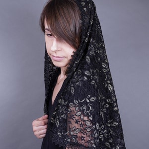 Elegant black and gold chapel veil, classic catholic mantilla, head covering, lace and guipure with clip and pouch