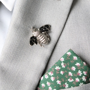 Silver Plated Metail Fly Brooch Lapel Pin for Men&#39;s Suits | Tack Pin | Men&#39;s Accessories | Gifts for Him | Christmas Gifts | Groomsmen Gift