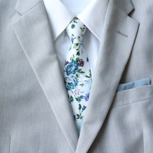 Ellis Dusty Blue Floral Men's Skinny Tie & Pocket Square Set| Blue Floral Tie | Blue Wedding | Groom Groomsmen Tie | Tie Set | Spring Tie