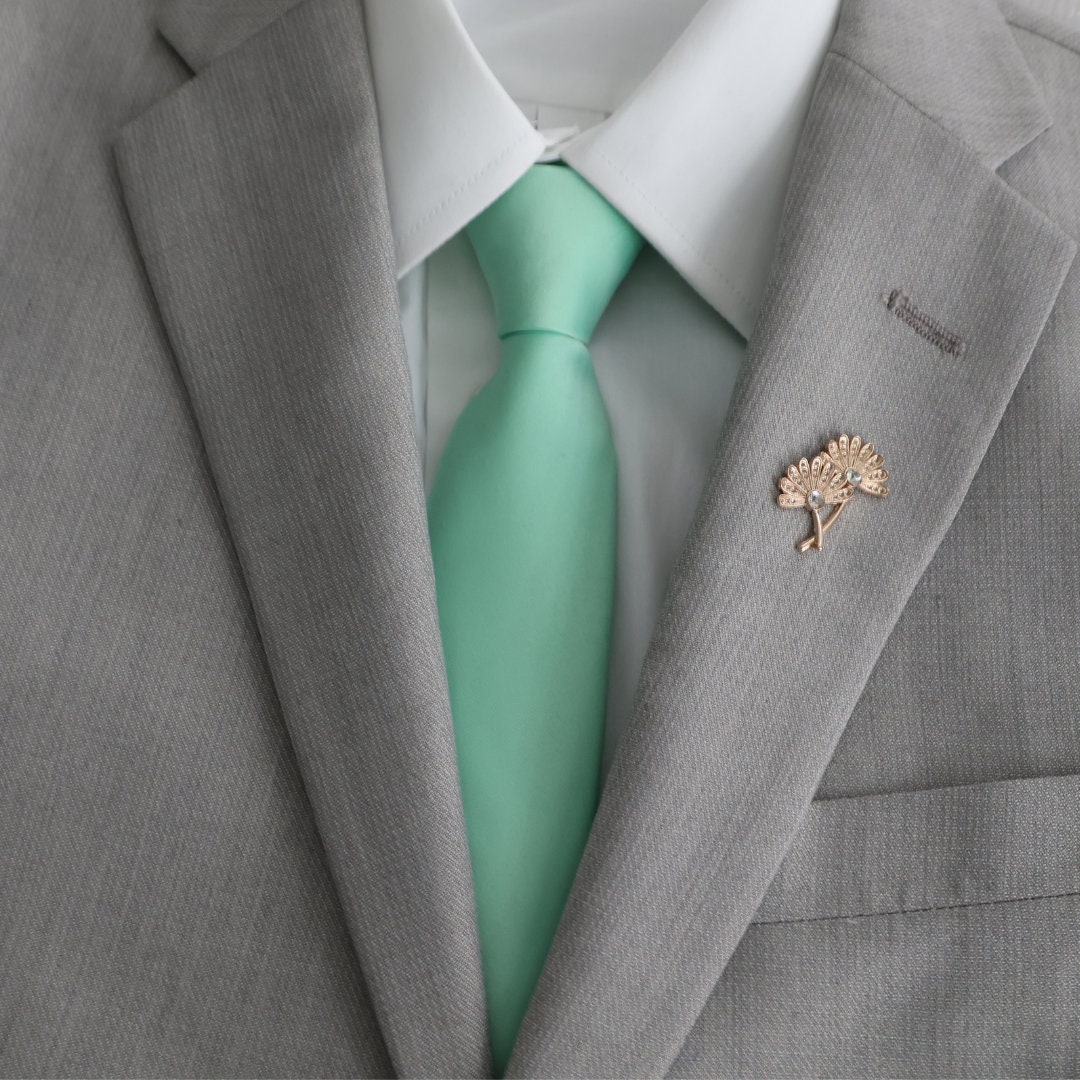 corbata color menta
