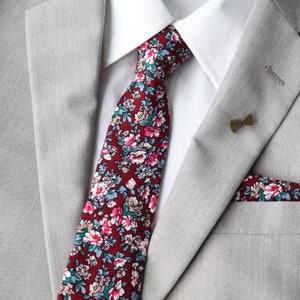 Chester wijnkleurige skinny stropdas en vlinderstrik | Cabernet-stropdas heren | Wijnstropdas | Voorgestrikte vlinderstrik jongens | Cadeau voor bruidegom | Bruidegom Trouwkleding